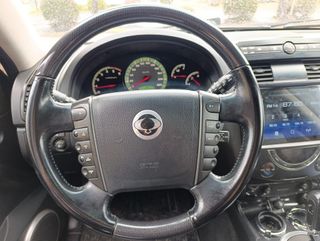 SSANGYONG Rexton 270 Xdi LIMITED AUTO