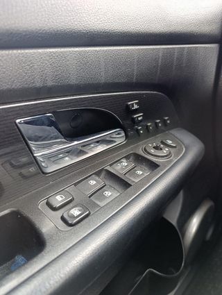 SSANGYONG Rexton 270 Xdi LIMITED AUTO