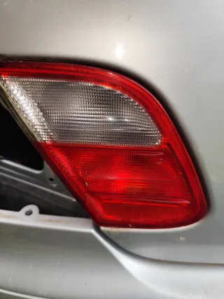 Luz trasera Mercedes CLK320 Coupe 2002