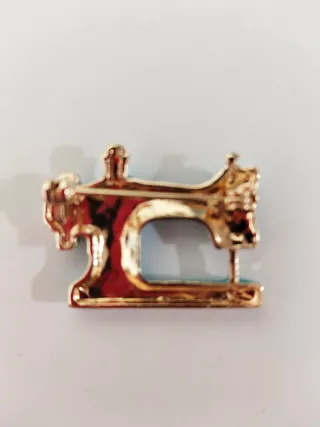 Broche Máquina de Coser Vintage