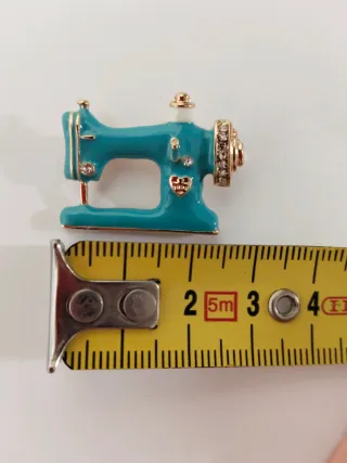 Broche Máquina de Coser Vintage