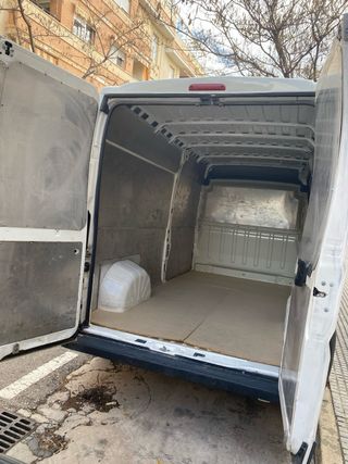 Mudanzas y portes económicos en Málaga y alrededor