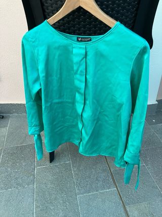 Maglietta Mixeri color verde acqua con fiocchi