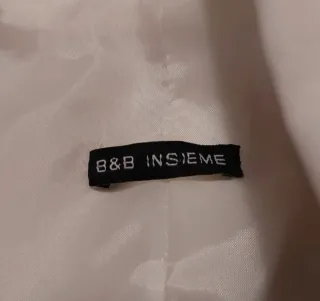 Tailleur Giacca e Pantaloni Pinocchietto bianco