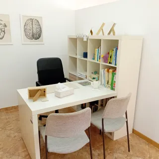 Escritorio y Estantería Blanco 147 x 159 x 147.