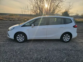 Opel Zafira Tourer 2015