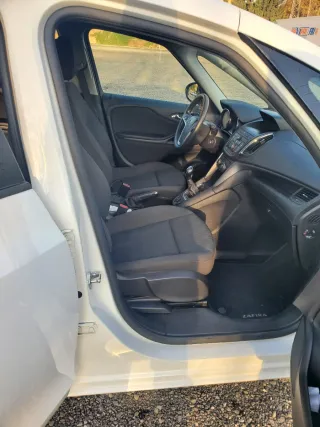 Opel Zafira Tourer 2015