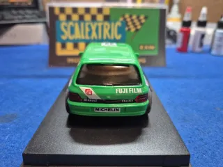 Scalextric Ninco Renault Clio Verde