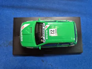 Scalextric Ninco Renault Clio Verde
