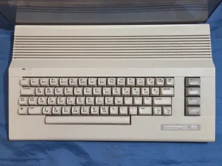 Commodore C 64 Con Datassette Senza Alimentatore