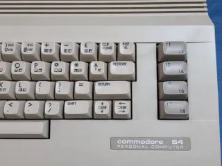 Commodore C 64 Con Datassette Senza Alimentatore