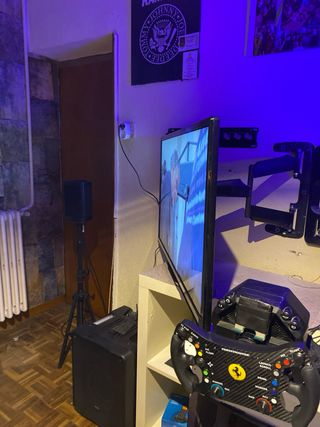 Televisor Philips con tdt y soporte pared