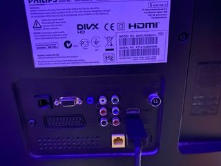 Televisor Philips con tdt y soporte pared