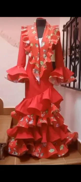 Conjuntos y vestidos a 130€