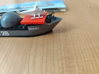 Tente 0605 Barco BC 28 con helicóptero