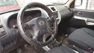 Nissan Terrano II 2001