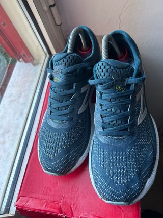 New Balance 860 V.10 Scarpe da Corsa Blu