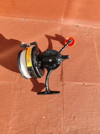 Carrete de pesca Sagarra