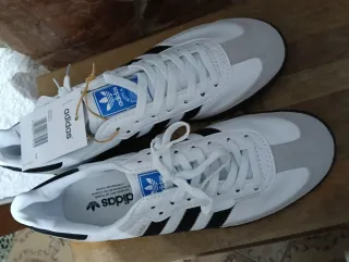 Similar Adidas Samba Talla 42 Blancas y Negras