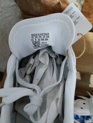 Similar Adidas Samba Talla 42 Blancas y Negras