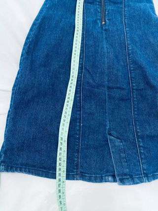 Vestido vaquero con cremallera