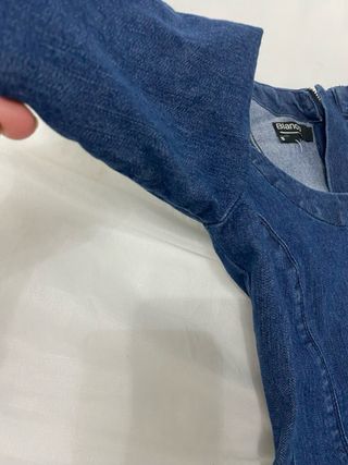 Vestido vaquero con cremallera