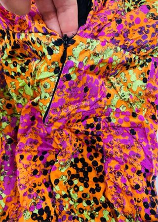 Vestido estampado naranja y rosa