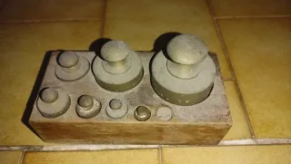 Bilancia antica anni '70