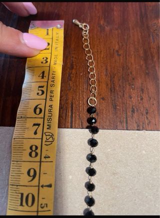 Collana con ciondoli bigiotteria