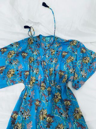 Vestido estampado floral azul talla S