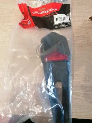 Portamatriculas Polisport Corto