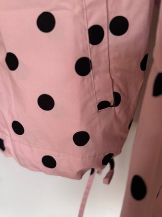 Chaqueta  Zara lunares rosa Talla S