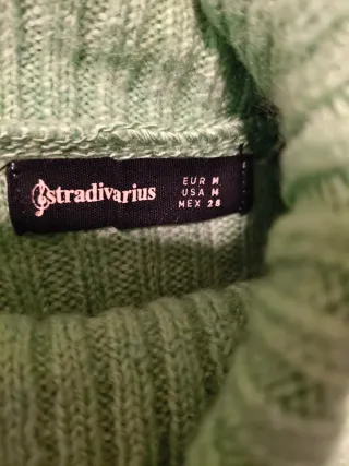 Jersey oversize cuello alto verde