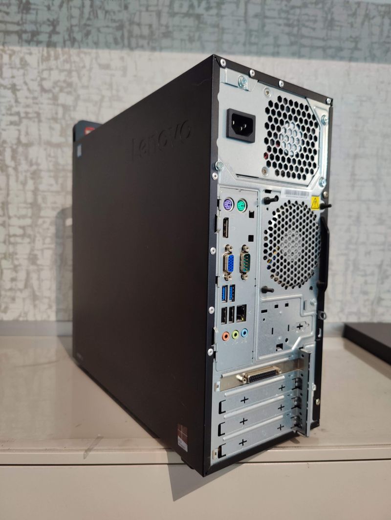 Lenovo ThinkCentre M700 i3 4GB RAM 750GB HDD afbeelding 7