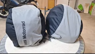 2 cascos BMW