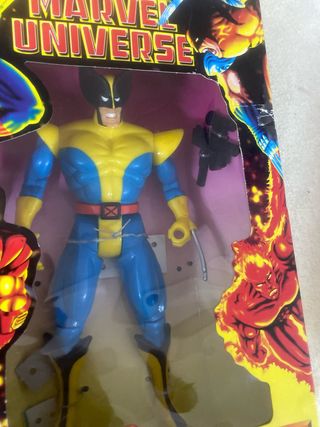 Lote 2 Figuras Marvel Universe Wolverine y Cyclops