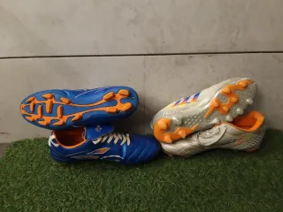 2 pares de botas de fútbol