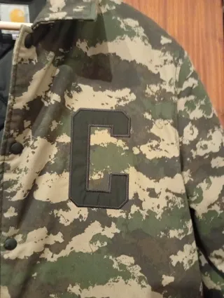 Anorak Carhartt acolchado camuflaje