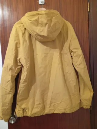 Anorak Carhartt amarillo