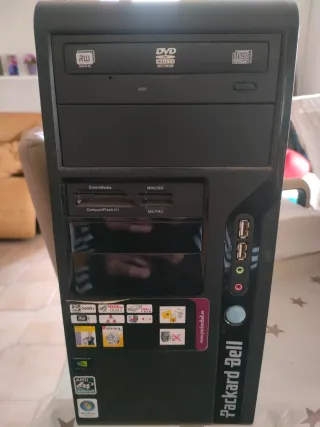 Torre PC Packard Bell Negra