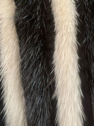 Chaleco de piel y cachemira