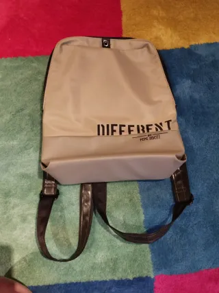 Bolso Mochila Pepe Moll Beige Negro