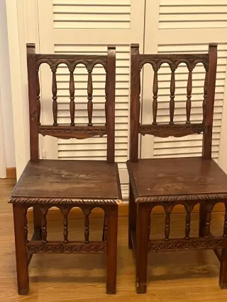 Pack de 2 Sillas de Madera Antiguas