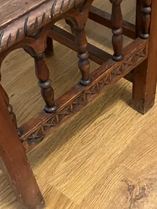 Pack de 2 Sillas de Madera Antiguas