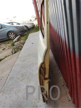 puerta derecha Seat 600 E