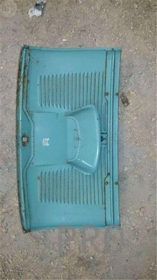 portón trasero seat 600