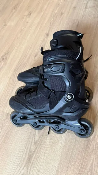 Patines en línea negros talla 43