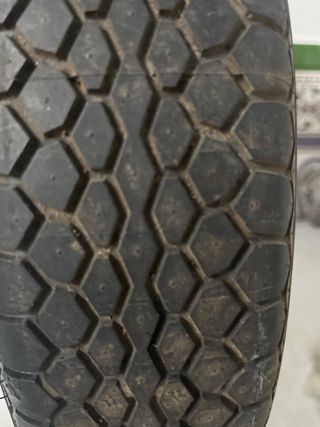 Rueda galleta Michelin 105/70 R14