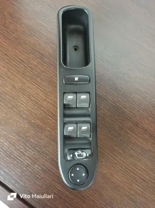 Pulsantiera Alzacristalli Peugeot 307 (6+3 PIN)