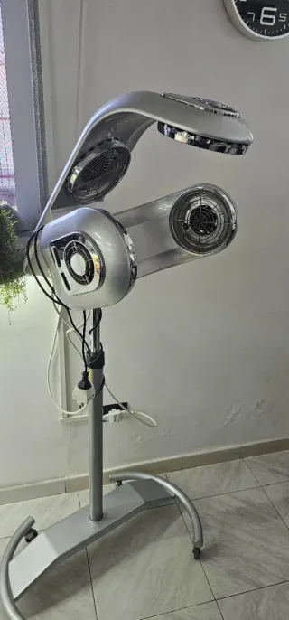 HAIRSTATION Lampada Professionale Parrucchiere